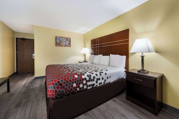 Room 41 of 56
