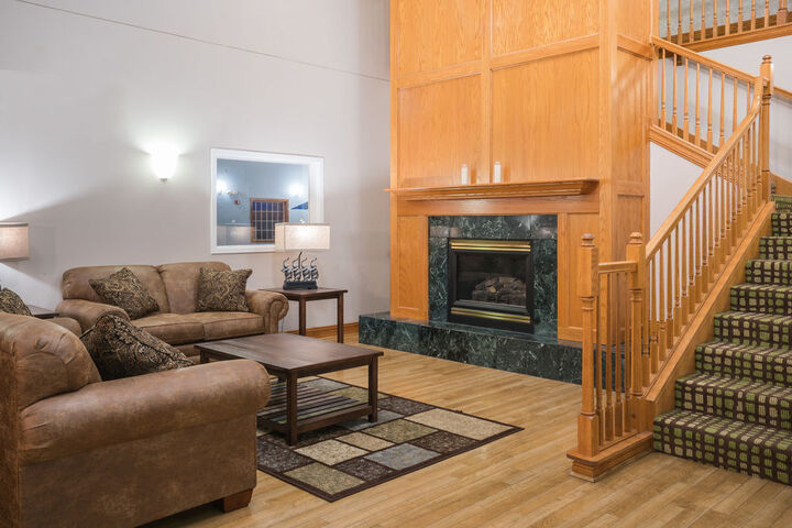Norwood Inn and Suites