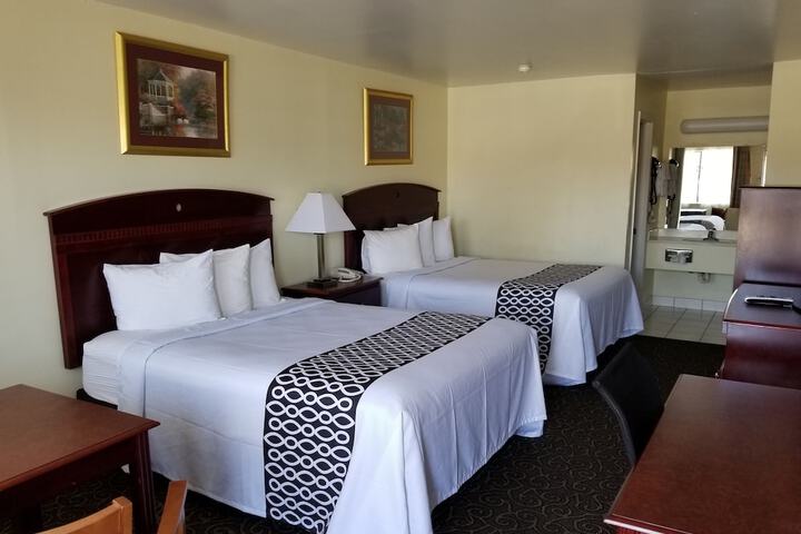 Shiloh Inn