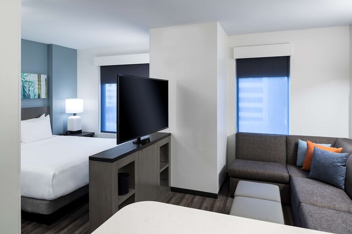 Hyatt House Tempe / Phoenix/University