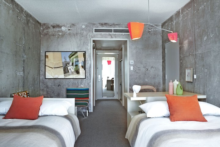 Room 13 of 46