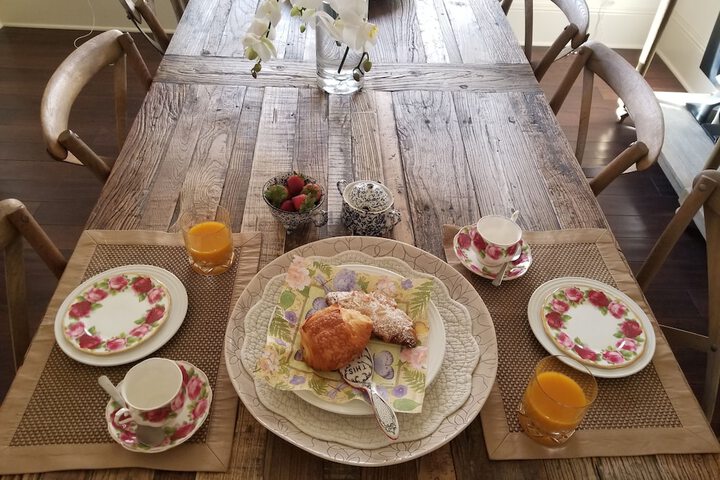 Dining 45 of 54