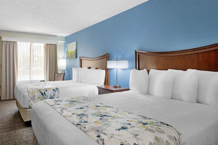 Best Western Inn & Suites - Monroe