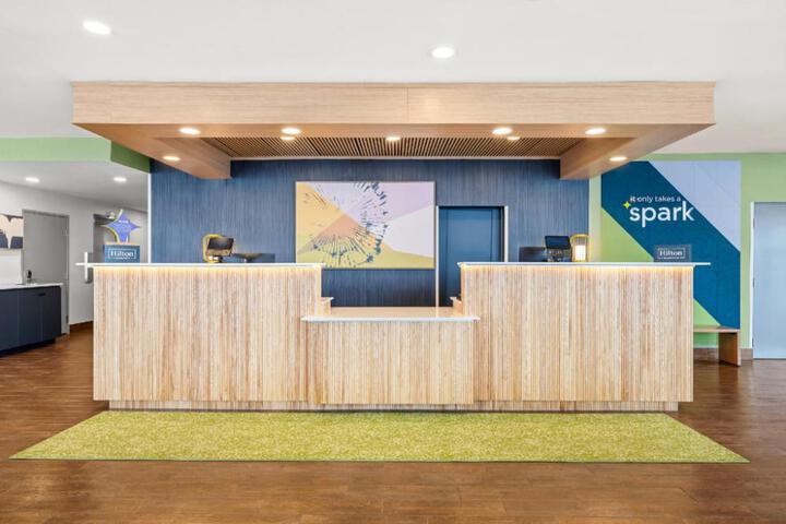 Spark by Hilton Pelham Birmingham I 65
