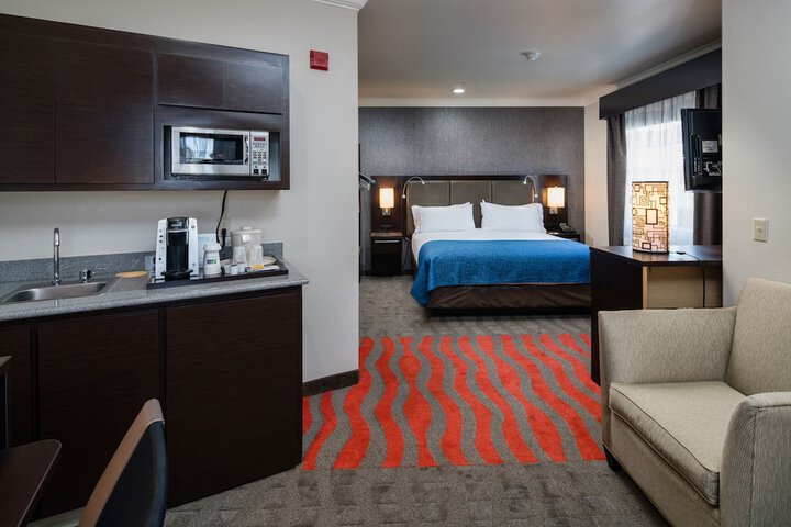 Room 25 of 71