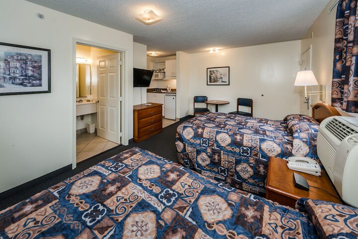 Room 12 of 38