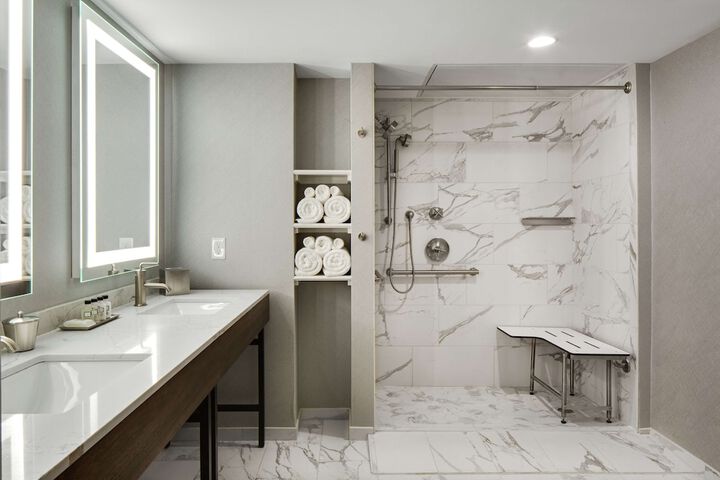 The Sire Hotel Lexington Tapestry Collection by Hilton