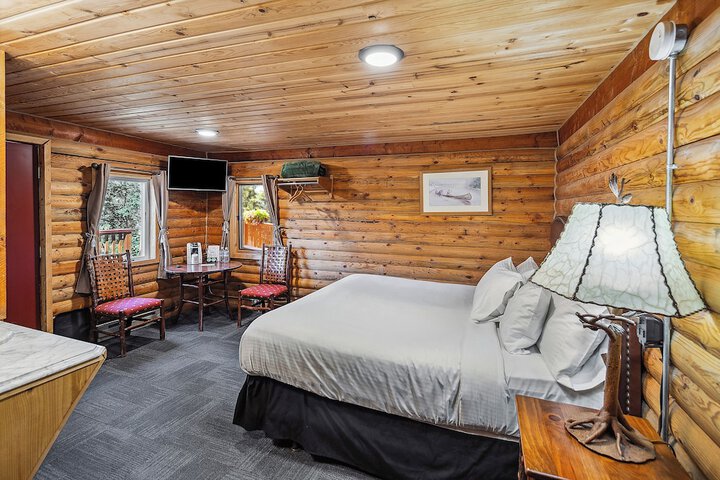 Denali Crows Nest Cabins
