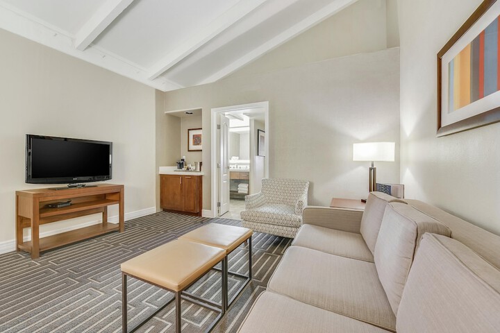 Hilton Phoenix Tapatio Cliffs Resort