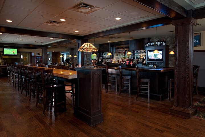 Lounge 184 of 250