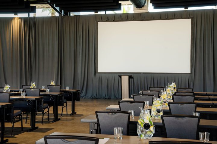 Kimpton Miralina Resort & Villas by IHG