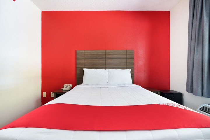 Room 26 of 30