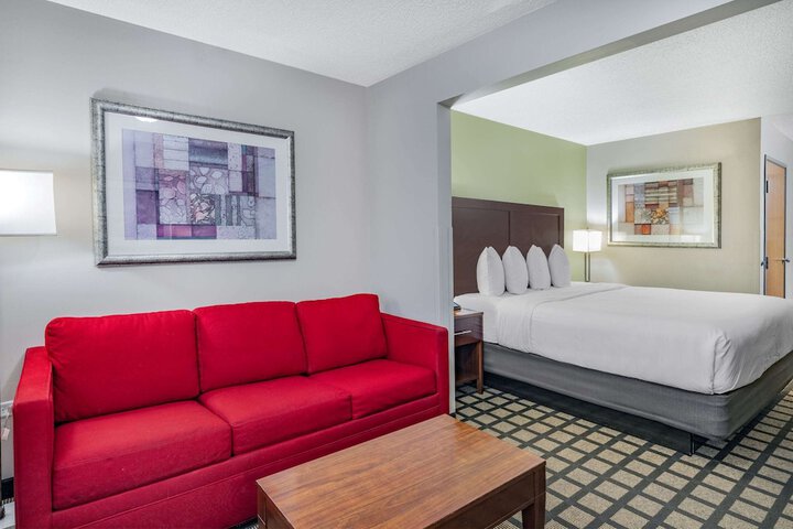 Baymont by Wyndham Gurnee