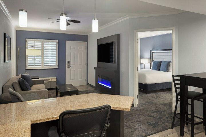 City Express by Marriott Manhattan Beach