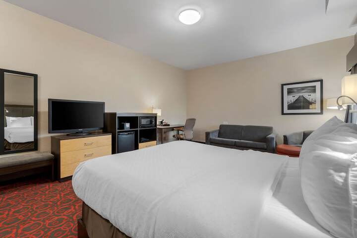 Room 26 of 46