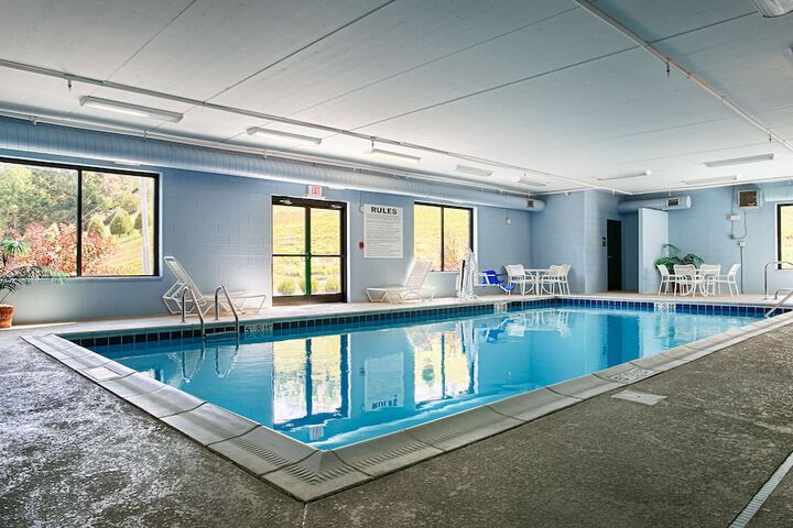Pool 5 of 35