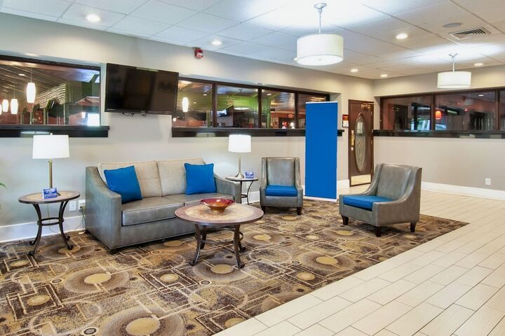 Hotel Interior 11 of 26