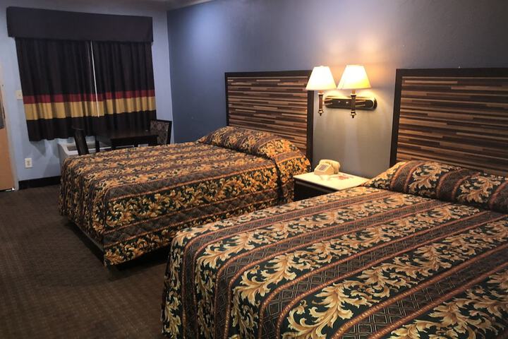 Room 19 of 32