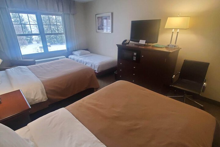 Country Inn at the Mall
