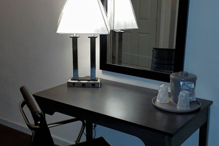 Room 14 of 48