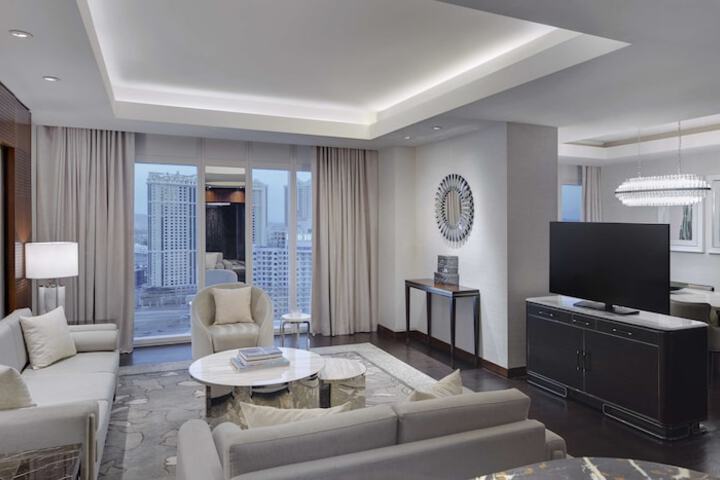 Room 92 of 186