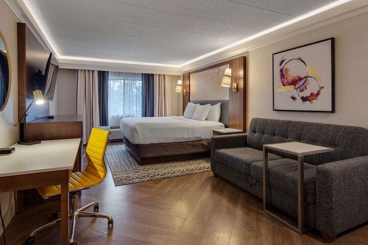 Room 4 of 19