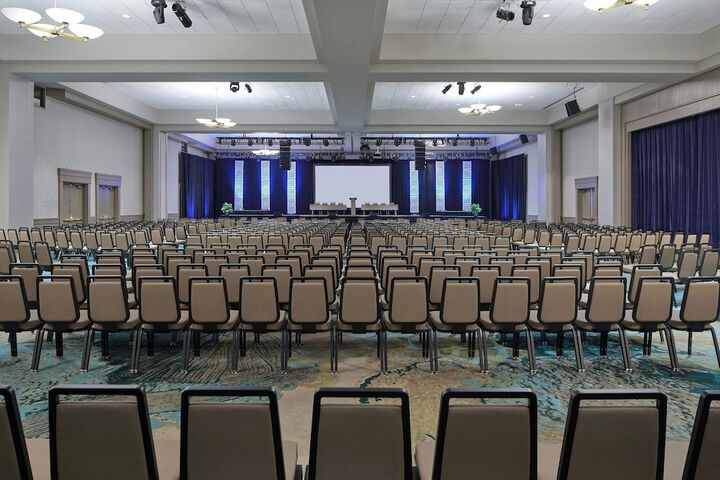 Renaissance Shoals Resort & Spa