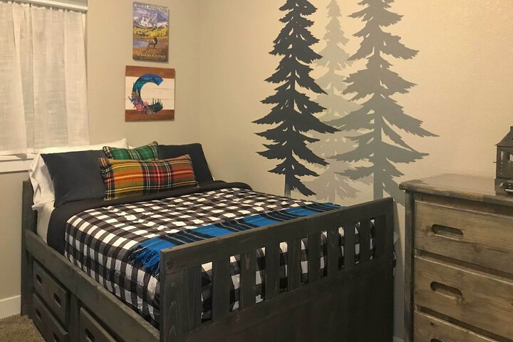 Woodland Park Escape: Licensed Hot Tub, Mtn Views
