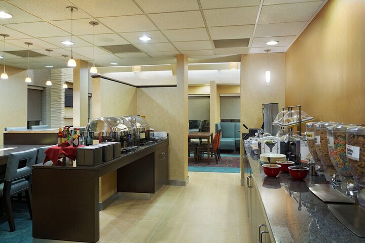 Breakfast/Coffee Service 20 of 22