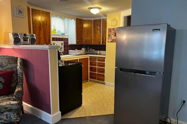 Claddagh Motel & Suites