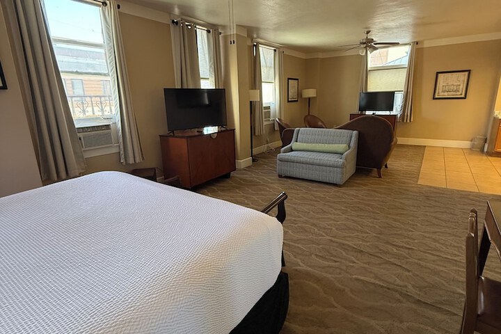 The Gadsden Hotel