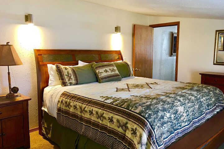 Room 104 of 130
