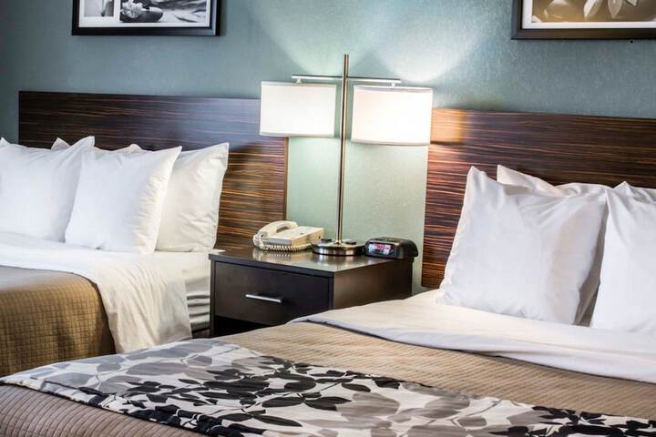 Room 21 of 42
