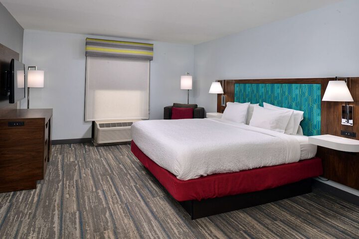 Room 12 of 42