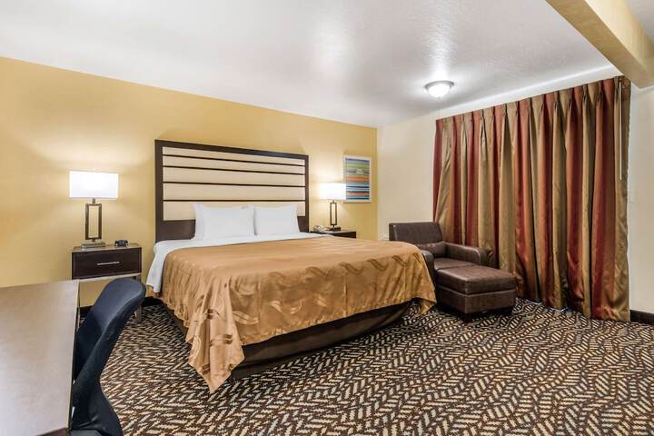 Quality Inn & Suites Capitola by the Sea