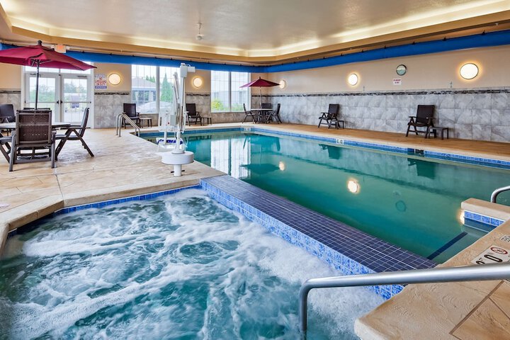 Best Western Plus Wausau / Rothschild Hotel