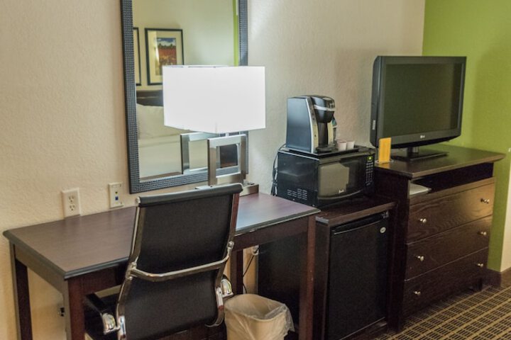 Holiday Inn Hazlet by IHG