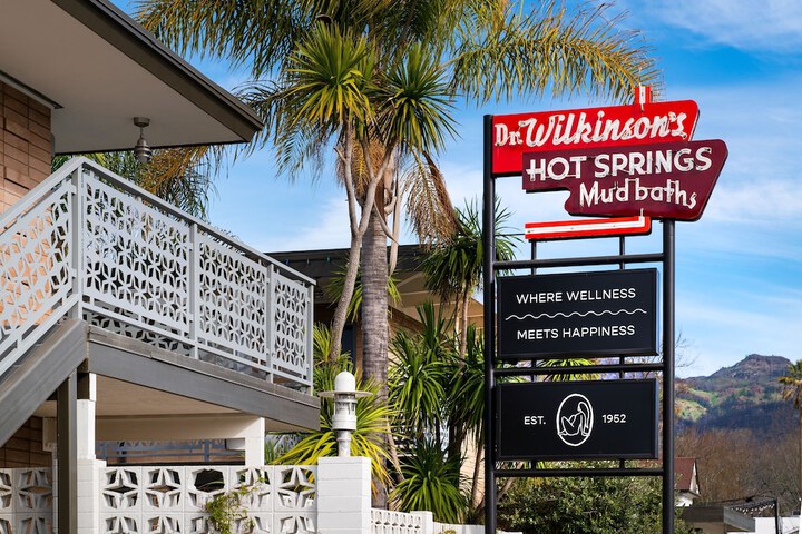 Dr. Wilkinsons Backyard Resort and Mineral Springs a Member of Design Hotels