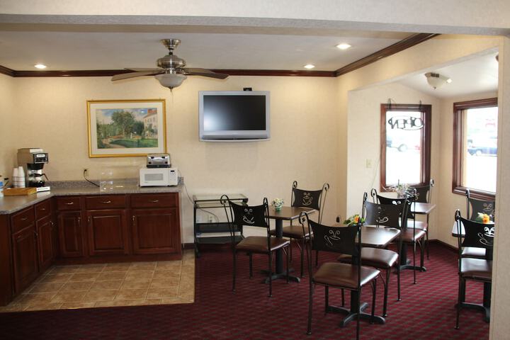 Hotel 2 of 28