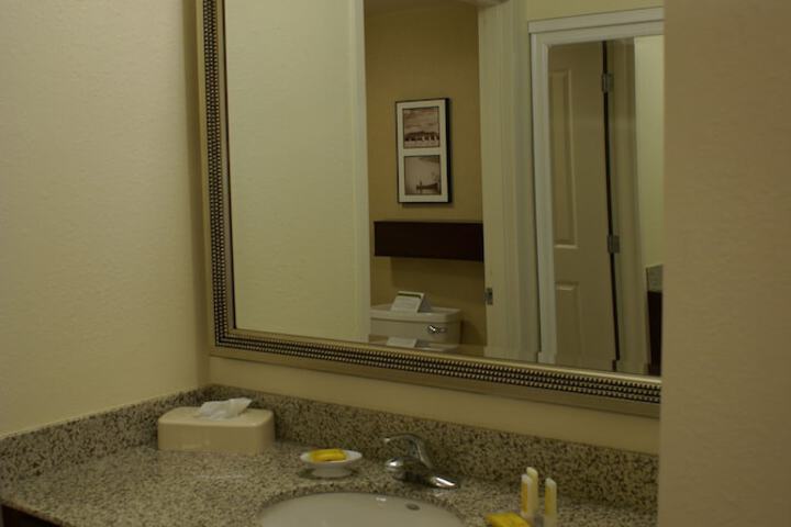 Room 18 of 31