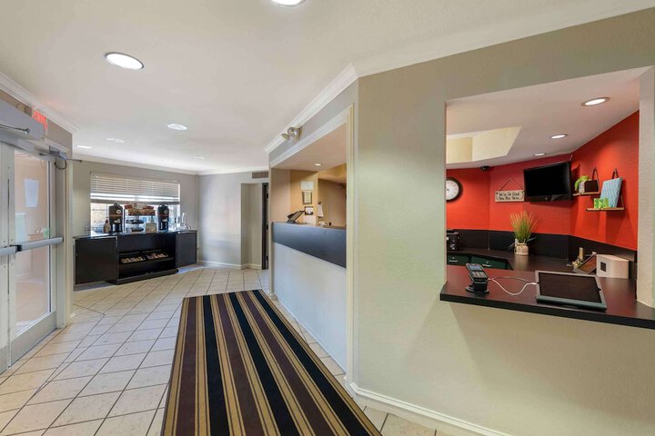 Hotel Interior 12 of 34