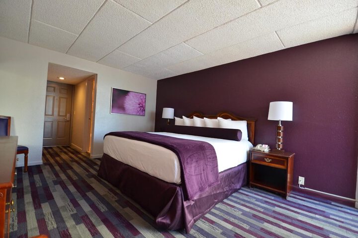 Room 19 of 36