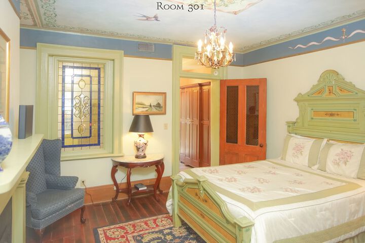 Room 167 of 170