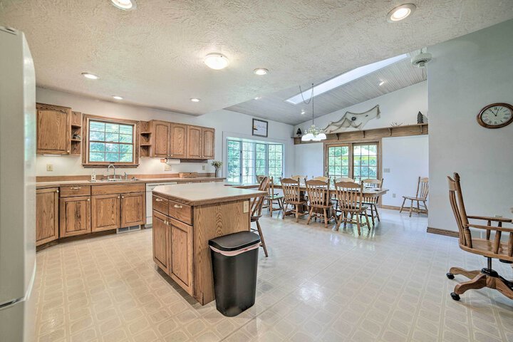 Family Friendly! Long Noble Lake Gem w / Game Room