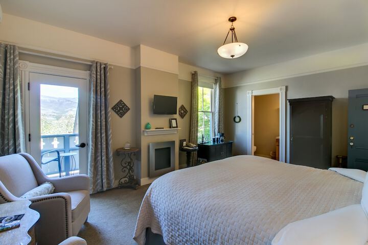 Winchester Inn
