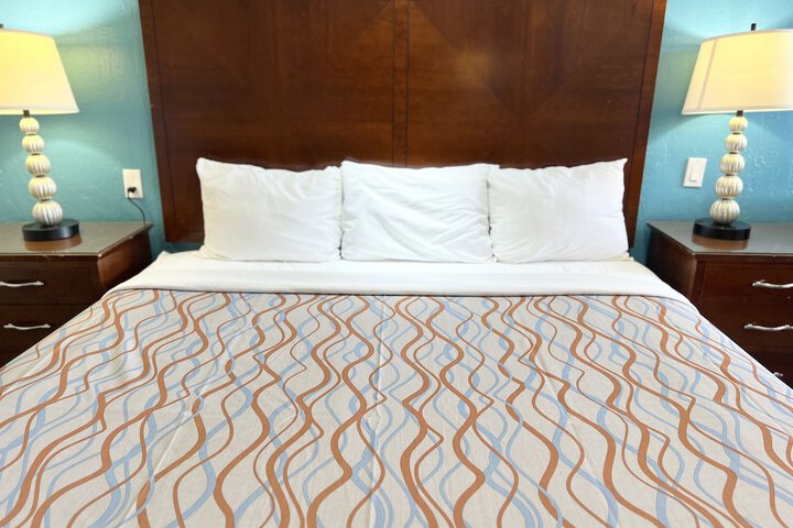Room 16 of 21