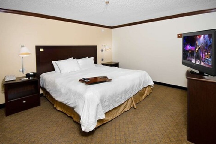 Room 12 of 43