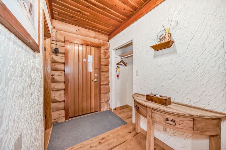 Room 65 of 153