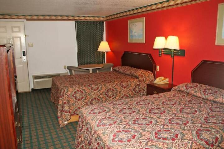 Room 7 of 10