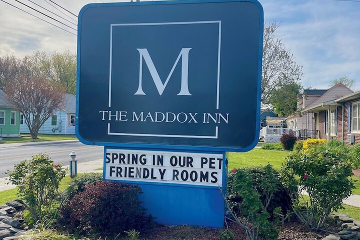 Maddox Inn